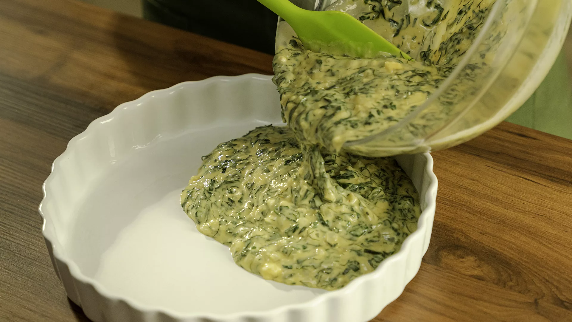 Nutrioli Recipe Book Recipe01 Spinach Feta Cheese Quiche05 Process04v2