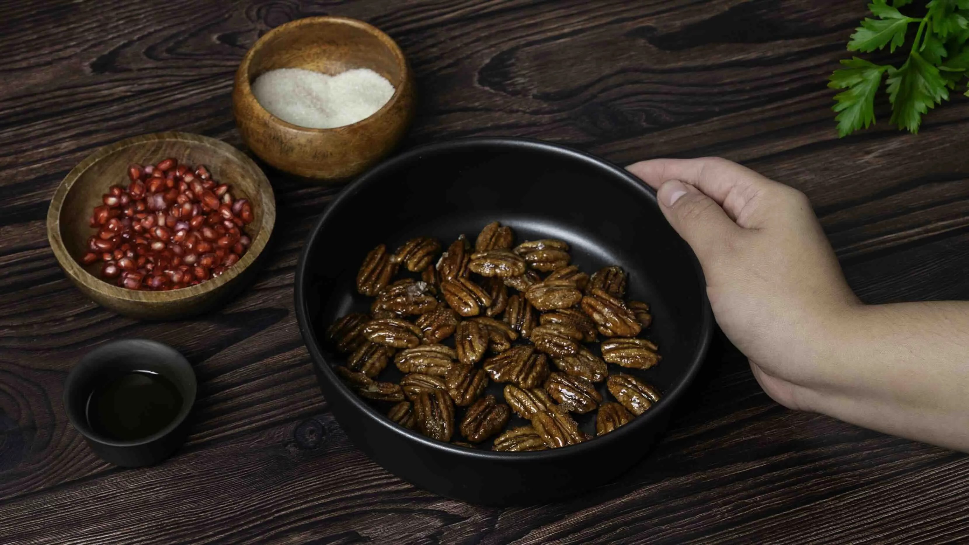 Pomegranate walnut and cheese salad 03