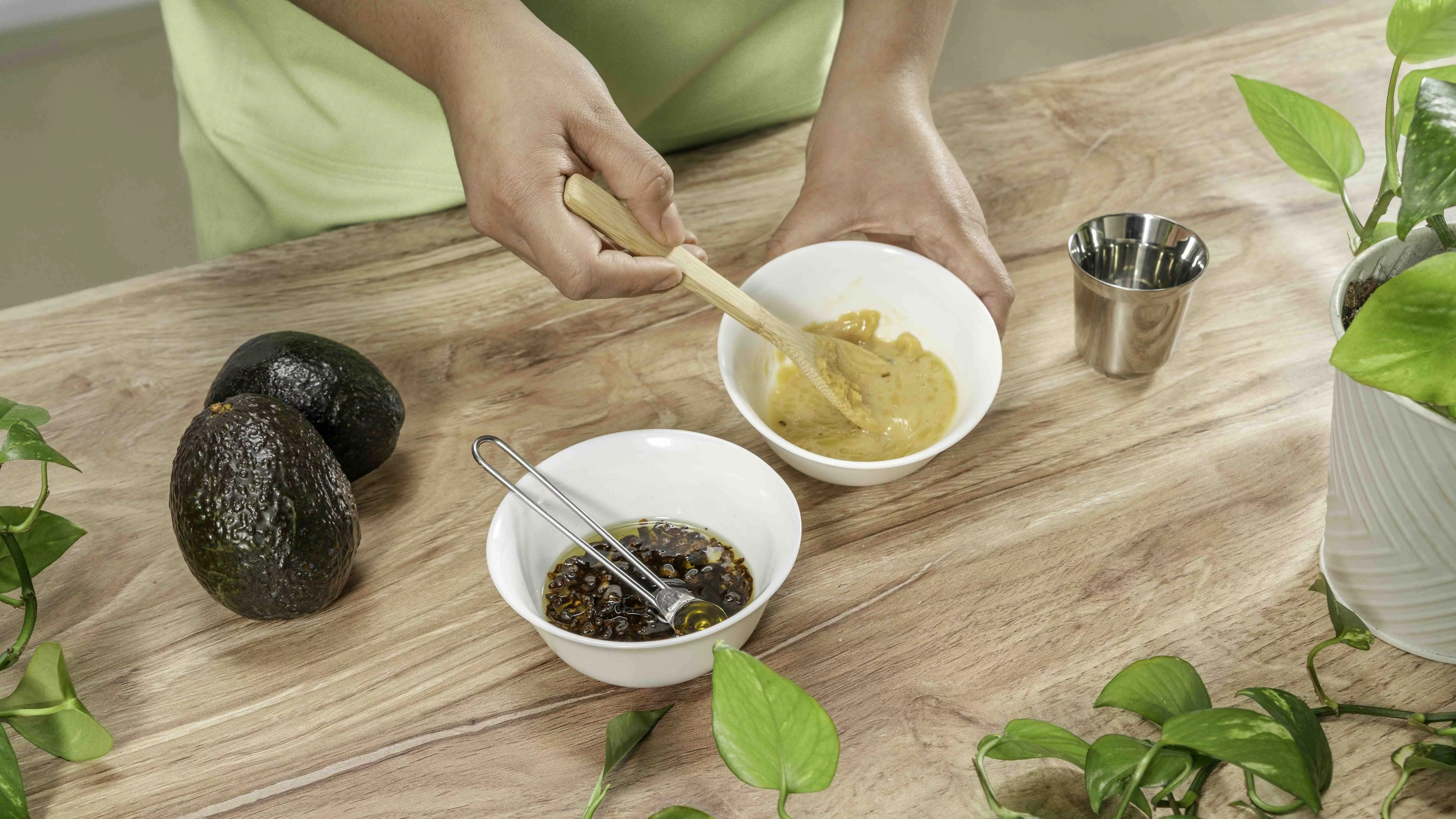 Miso guacamole 04