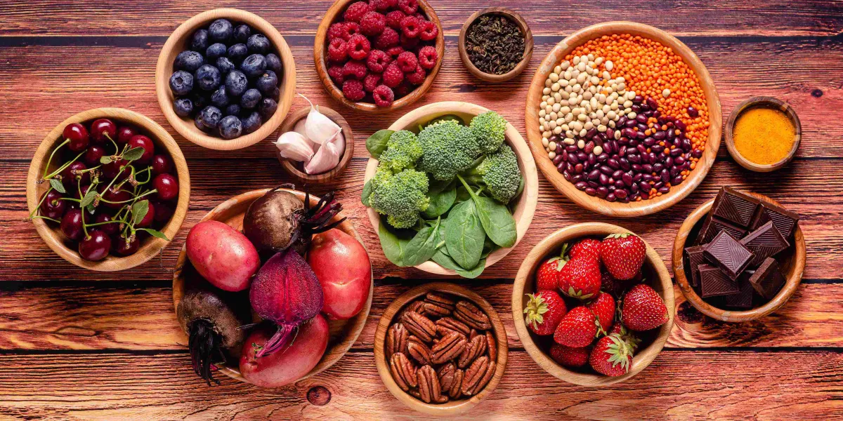 Healthy foods high in antioxidants 2021 08 30 20 28 50 utc 1