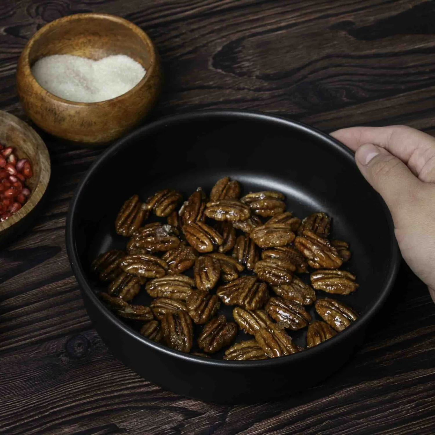 Pomegranate walnut and cheese salad 03