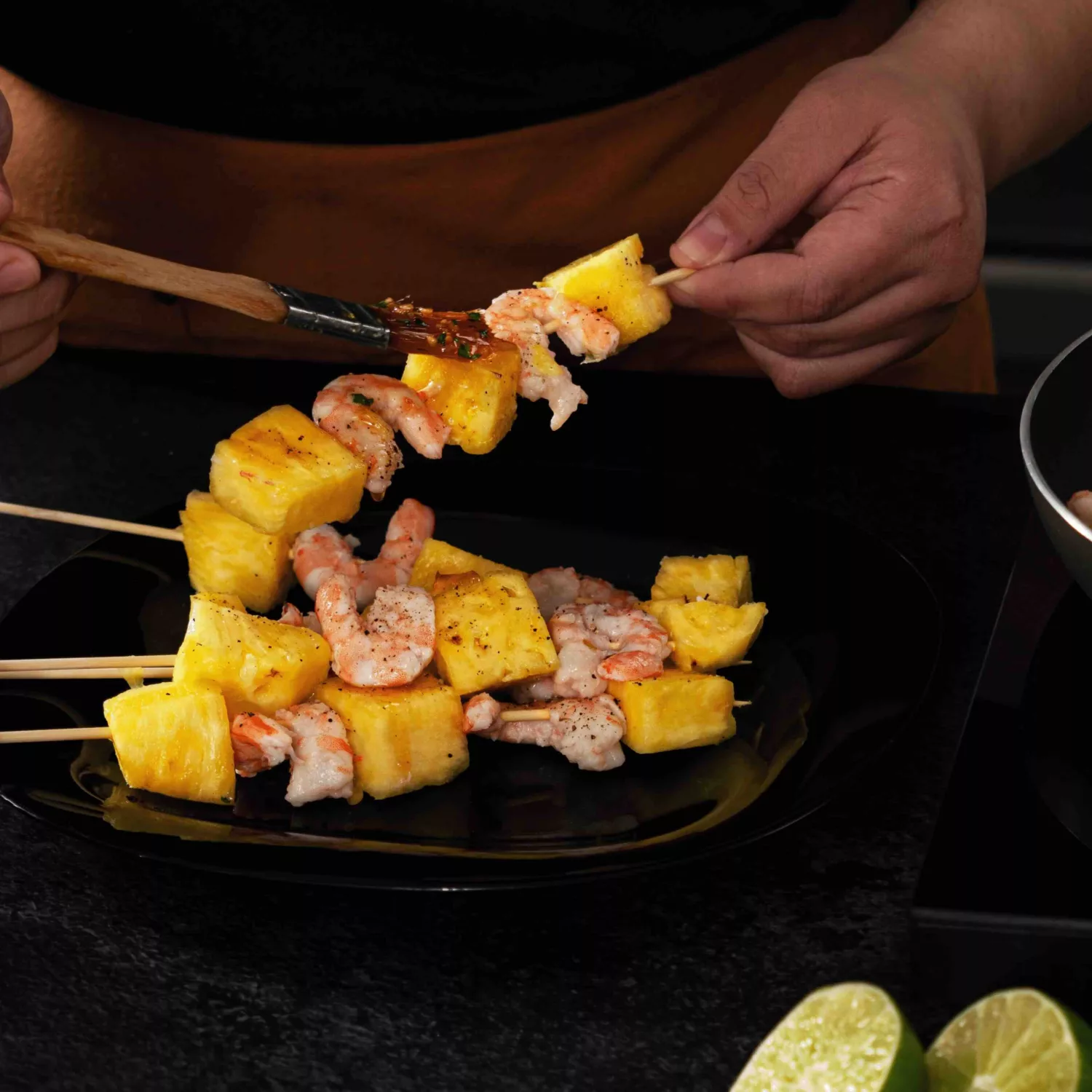 Roasted shrimp skewers with garlic and honey 05