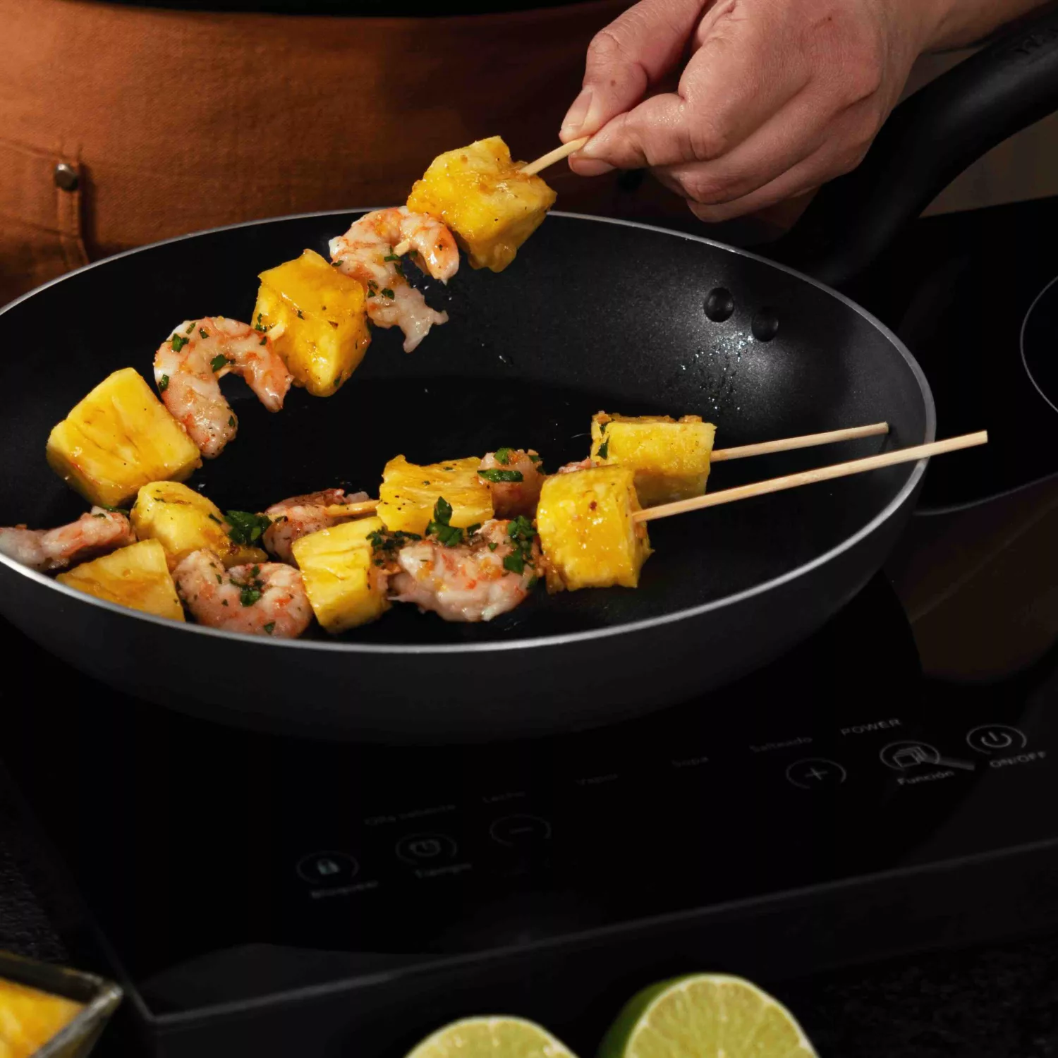 Roasted shrimp skewers with garlic and honey 06