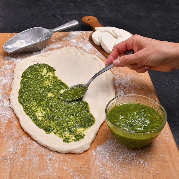 Paso 4 - Pizza pesto margarita