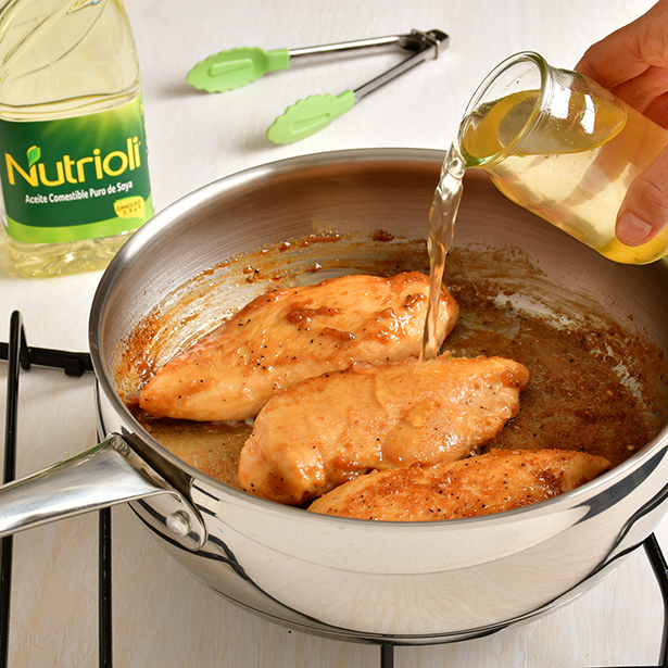 Paso 3 - Pollo marinado con guarnición de brócoli